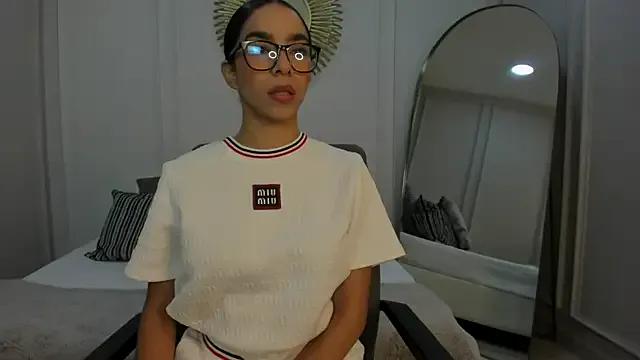 Payton-Presley from StripChat is Freechat