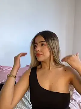 Girls: try live performances with matured performers, from dancing to quirks, in a variety of beautiful sex cams.