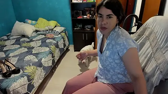 Girls: try live performances with matured performers, from dancing to quirks, in a variety of beautiful sex cams.