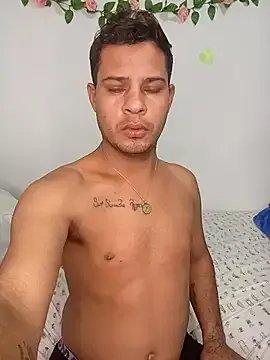 perla73 from StripChat is Freechat