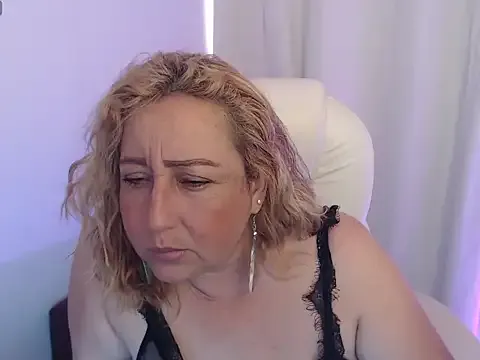 Perla_2026 from StripChat is Freechat