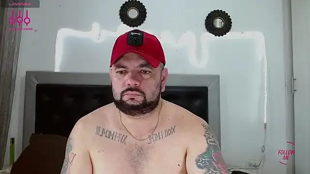 perverseveteranmanxxx from StripChat is Freechat