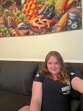 PhatAssBlond from StripChat is Freechat