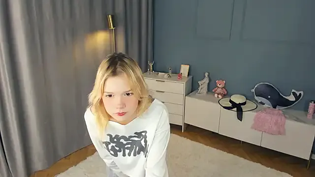 PhillisEsplin from StripChat is Freechat