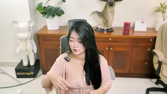 Pickmegirl_999 from StripChat is Freechat