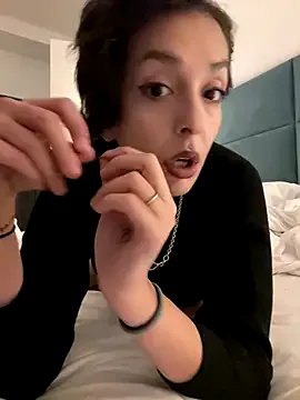 Girls: try live performances with matured performers, from dancing to quirks, in a variety of beautiful sex cams.