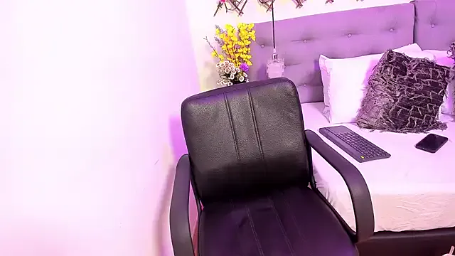 Pink_Soul from StripChat is Freechat