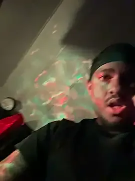 playboyy20 from StripChat is Freechat