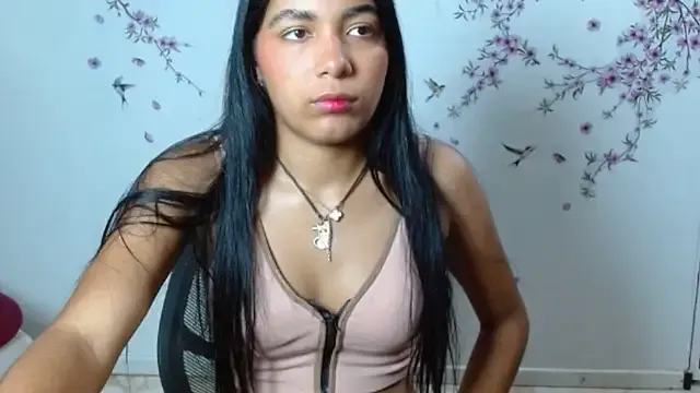 Pocahontas_Laura from StripChat is Freechat