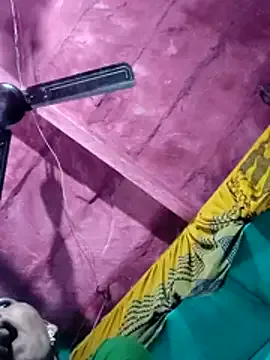 Pooja750 from StripChat is Freechat