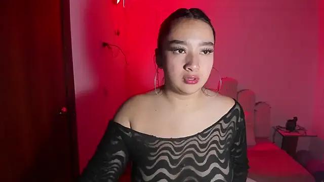 pretti_scarlett from StripChat is Freechat