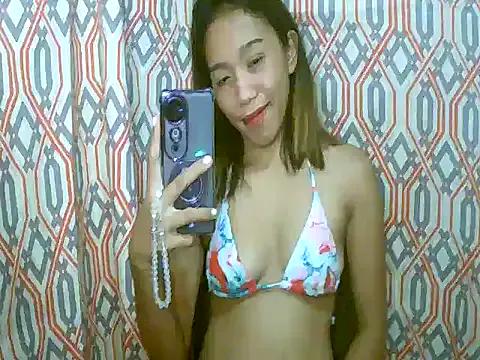 Pretty_christine01 from StripChat is Freechat