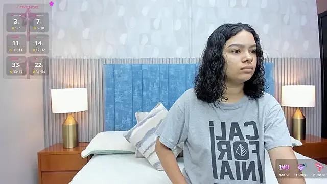 pretty_sunlight_ from StripChat is Freechat