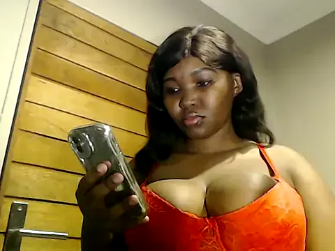 prettymonalisaRSA from StripChat is Freechat
