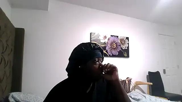 prettypaidkash from StripChat is Freechat