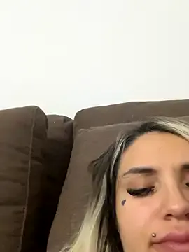 Princess-Jasmine07 from StripChat is Freechat