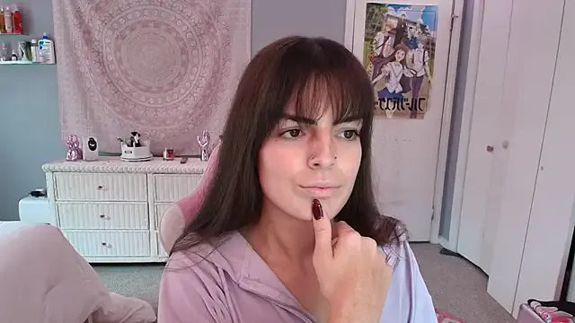 Girls: try live performances with matured performers, from dancing to quirks, in a variety of beautiful sex cams.