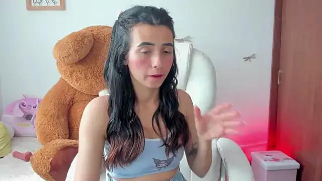 Girls: try live performances with matured performers, from dancing to quirks, in a variety of beautiful sex cams.