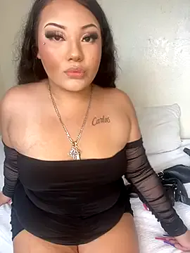 princesssirenaluna from StripChat is Freechat