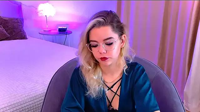 PrincessSlay from StripChat is Freechat