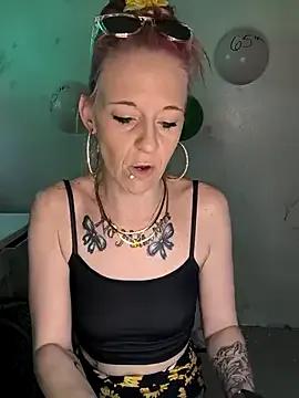 Purple2StayThnxx from StripChat