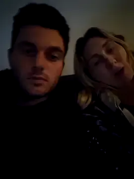 pussyspreadd from StripChat is Freechat