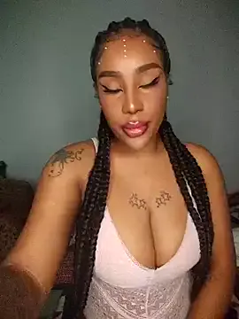 Queen_Amara from StripChat is Freechat