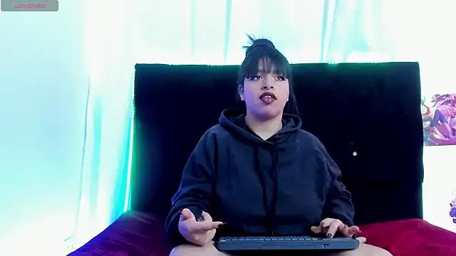 queen_salomme from StripChat is Freechat