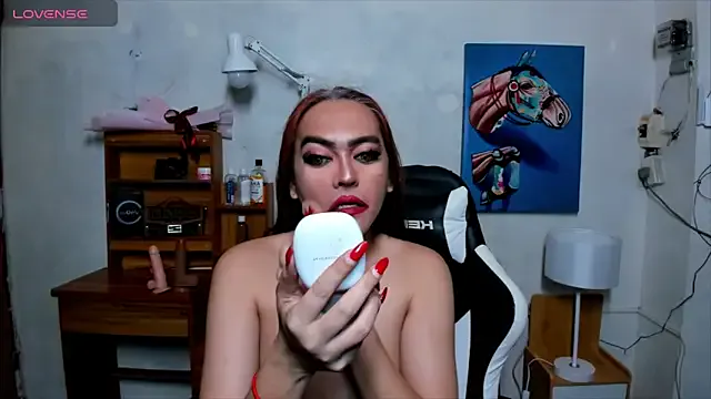 Girls: try live performances with matured performers, from dancing to quirks, in a variety of beautiful sex cams.