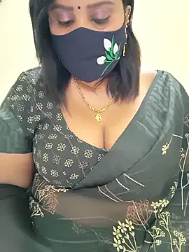 Queenflowerr from StripChat is Freechat