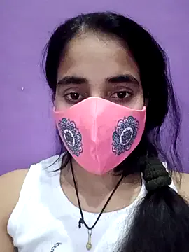 Raatki_Pari from StripChat