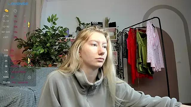 Rachel_Rut from StripChat is Freechat