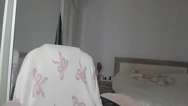 RachelVegass from StripChat is Freechat