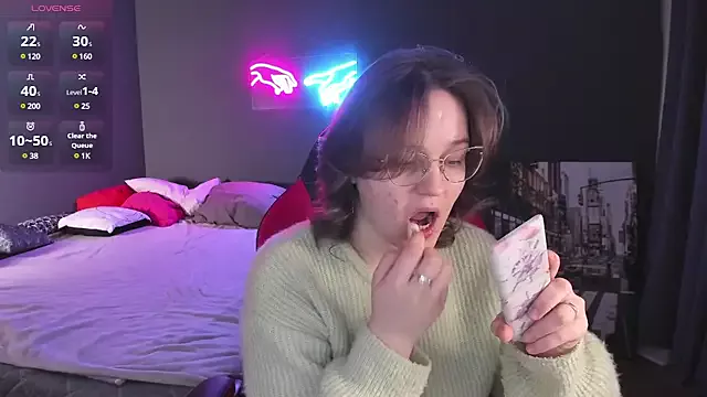 Girls: try live performances with matured performers, from dancing to quirks, in a variety of beautiful sex cams.