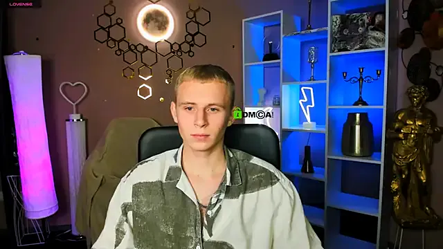 rafael_bien from StripChat is Freechat