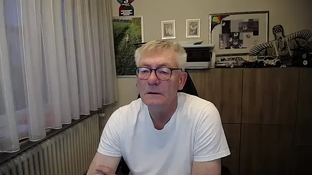 randyandy67 from StripChat is Freechat