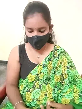 Rashmi-Sexy from StripChat is Freechat