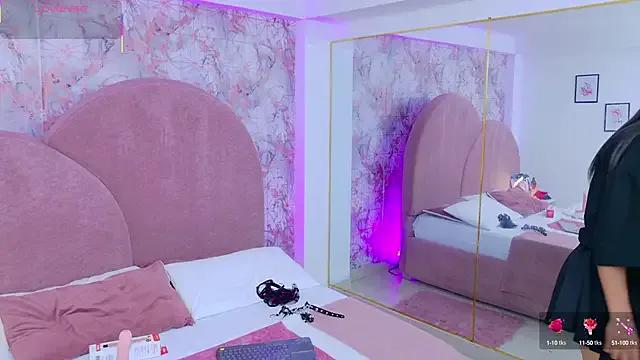 Girls: try live performances with matured performers, from dancing to quirks, in a variety of beautiful sex cams.