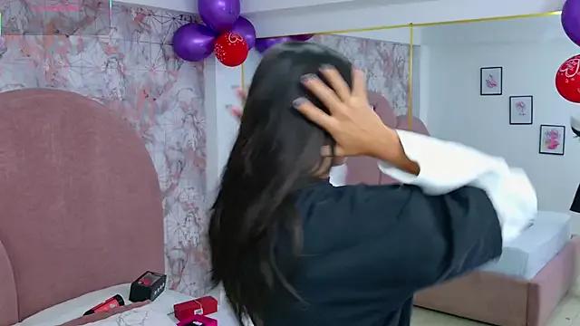 RavenGloomy from StripChat is Freechat