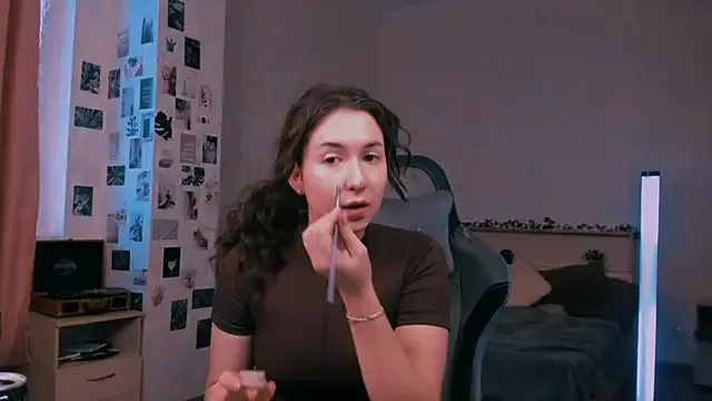 raviolly046 from StripChat is Freechat