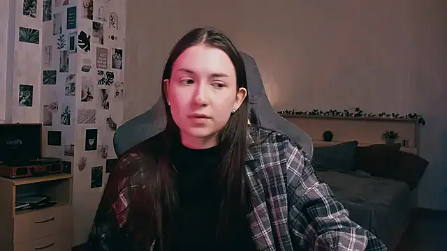 raviolly046 from StripChat is Freechat