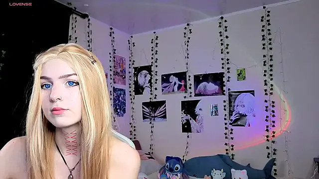 Reflexxxia_ from StripChat is Freechat