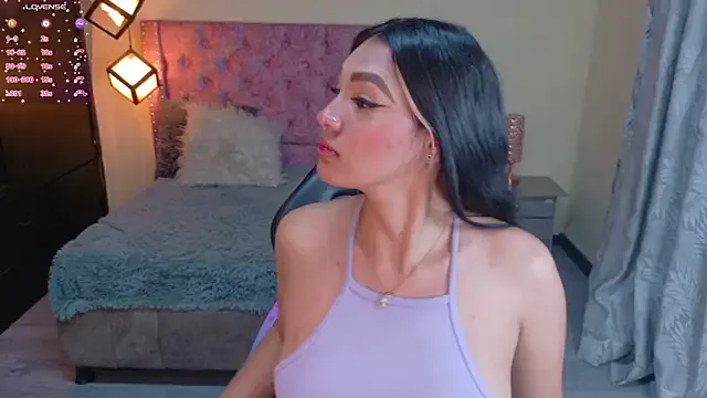 Reichell_Princess from StripChat is Freechat