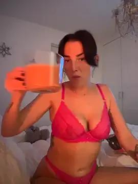 Remirosee from StripChat is Freechat