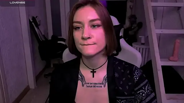 RetroMarie from StripChat is Freechat