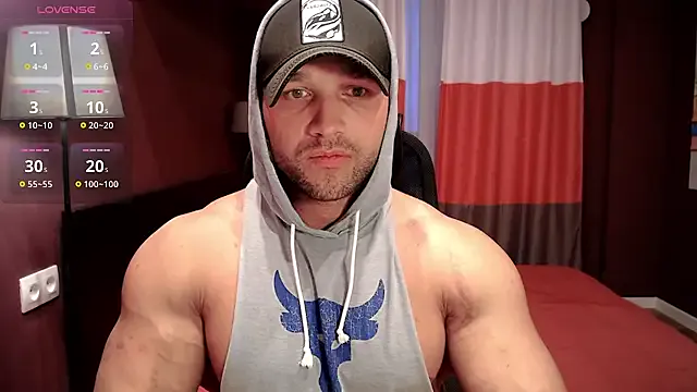 RikAdlerr from StripChat is Freechat