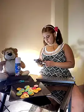 RileyFlame from StripChat is Freechat