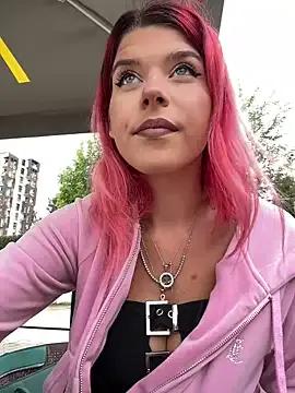 RiriRoseey from StripChat is Freechat