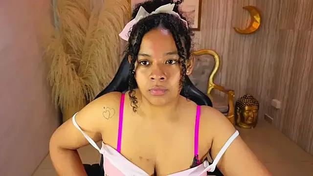 risada_temptation_s from StripChat is Freechat