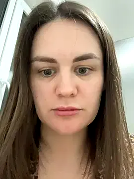 Risky-Flower from StripChat is Freechat